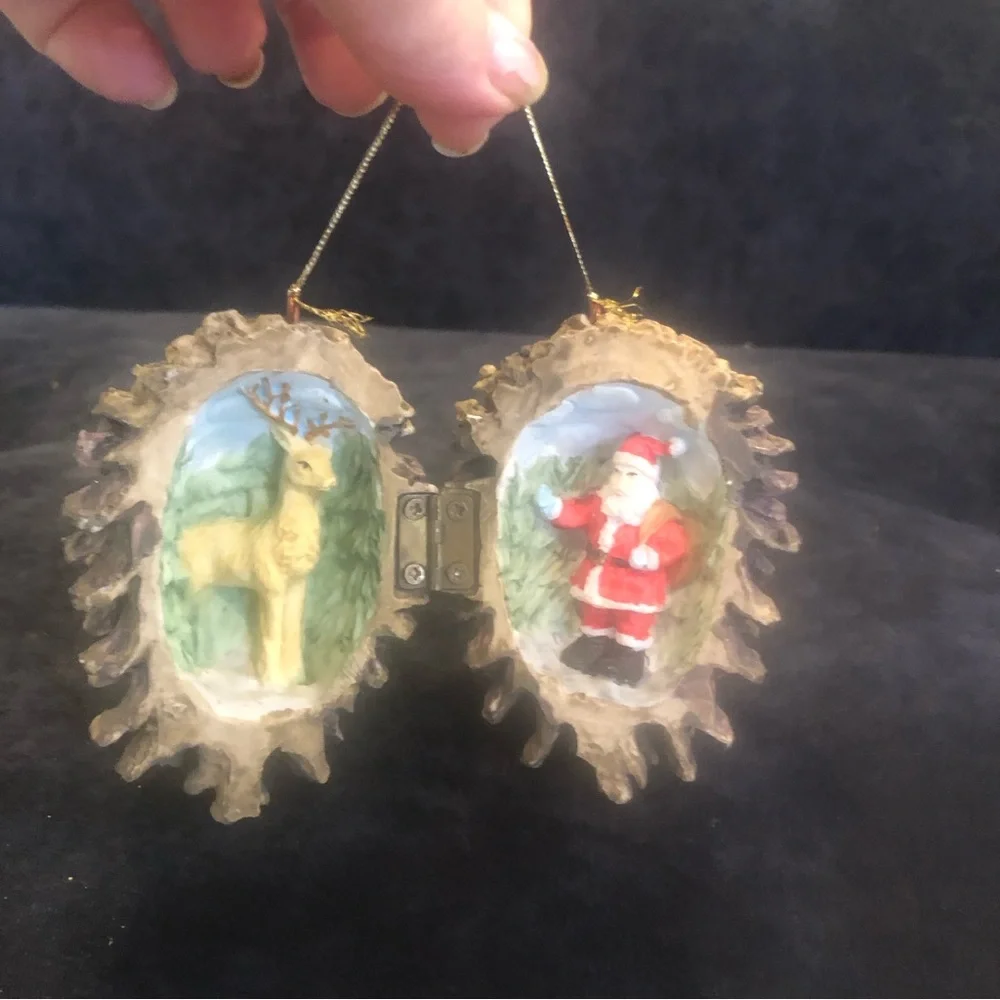 Pinecone Story Christmas Tree Ornament